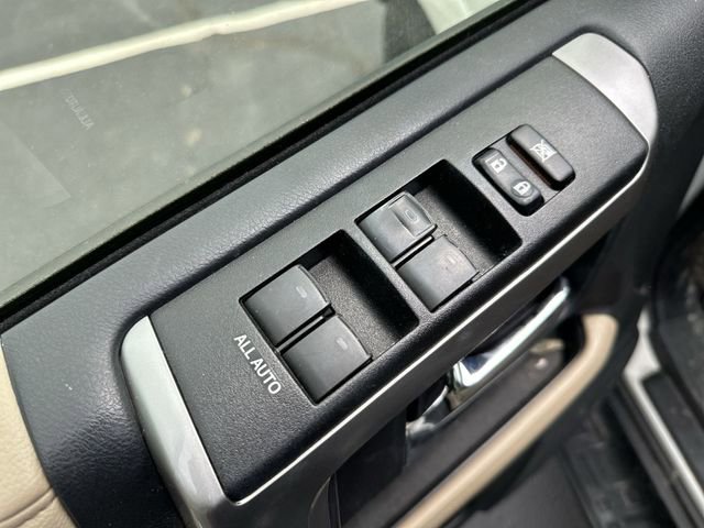 Used 2021 Toyota 4Runner SR5 Premium w/ Moonroof Package AWD/4WD image 17