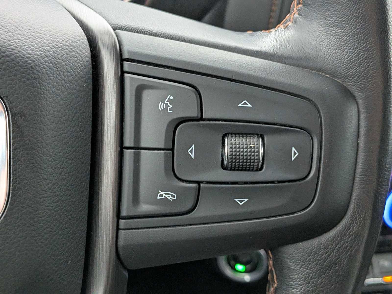 Used 2020 GMC Sierra 1500 AT4 w/ AT4 Premium Package image 27