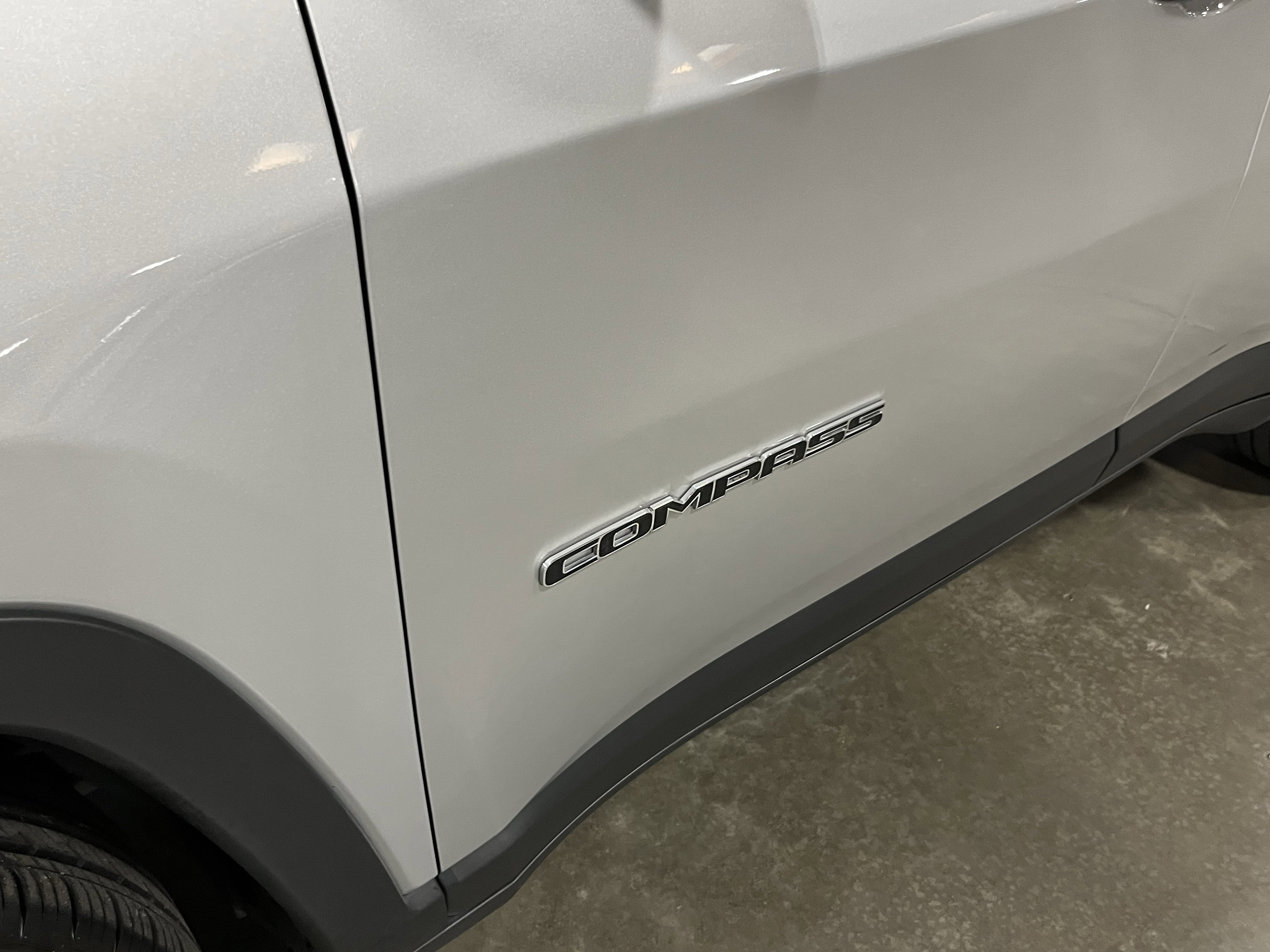 Certified 2024 Jeep Compass Limited image 9