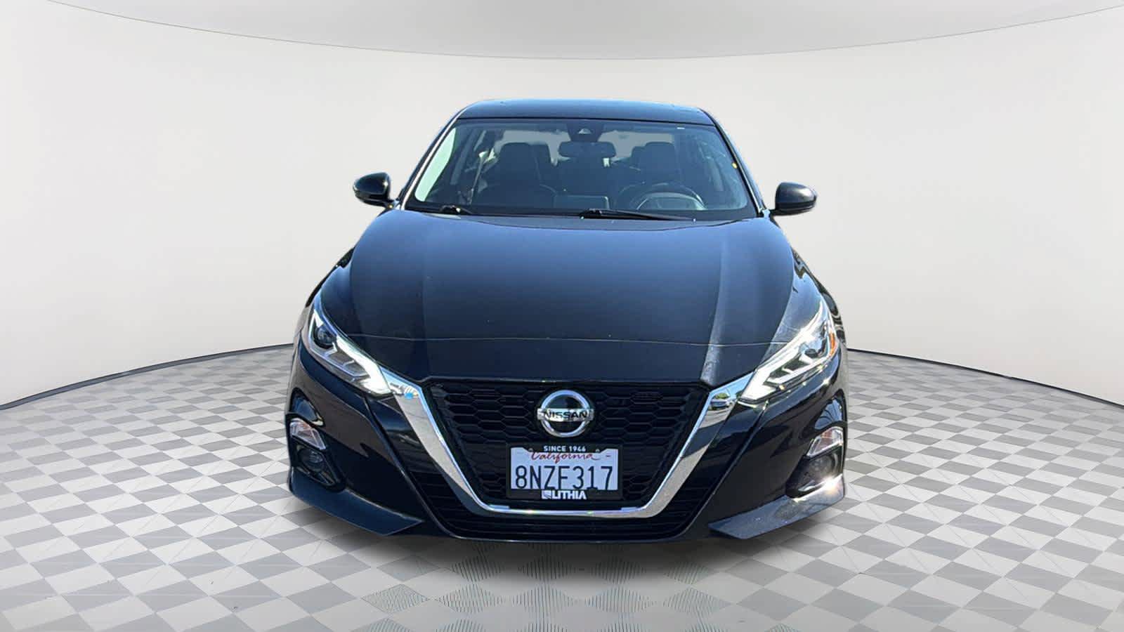 Used 2019 Nissan Altima 2.5 SL FWD image 2