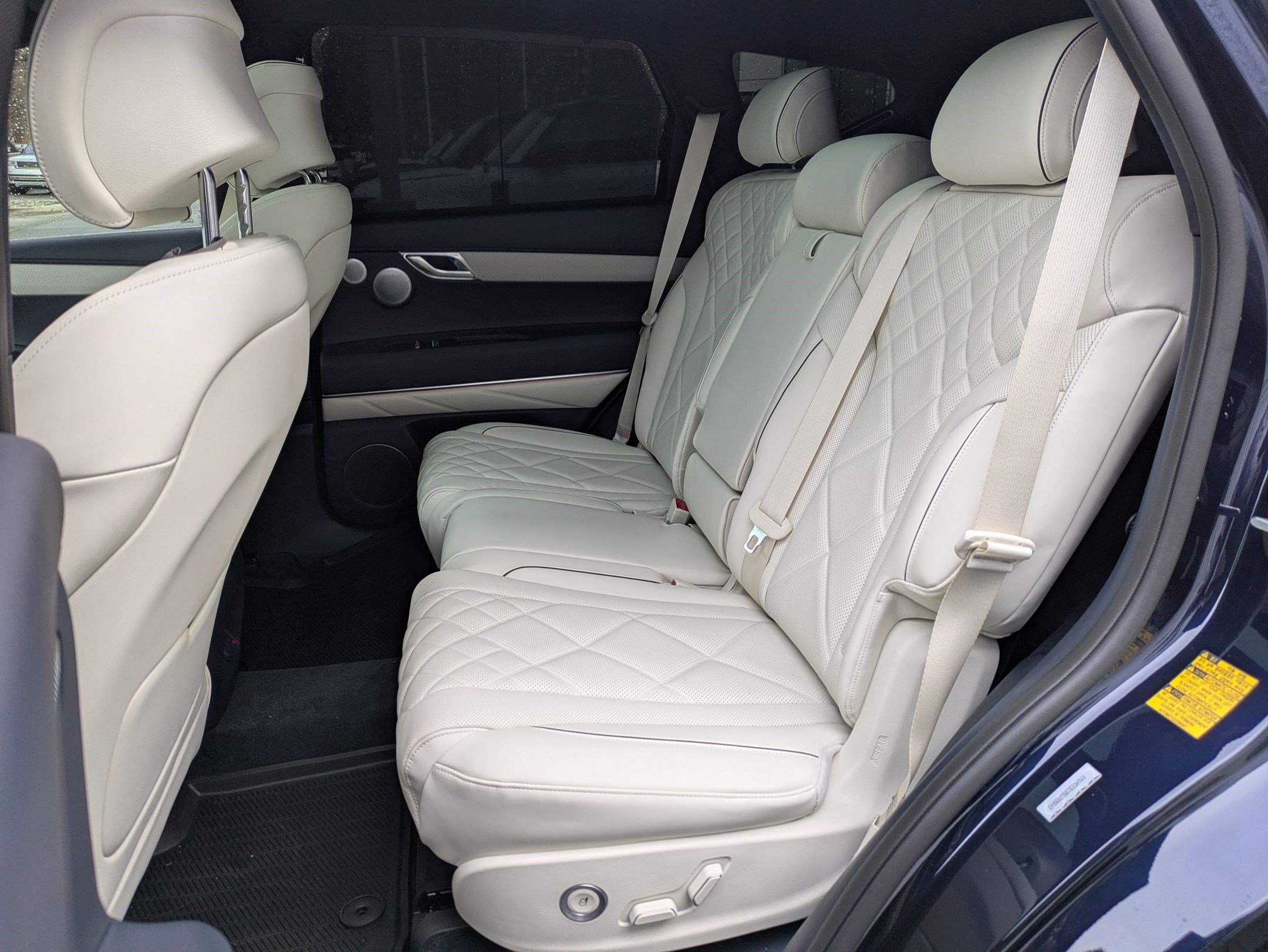 Used 2025 Genesis GV80 3.5T Prestige image 29