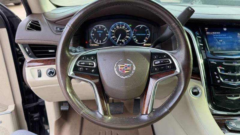 Used 2015 Cadillac Escalade ESV Luxury RWD image 12