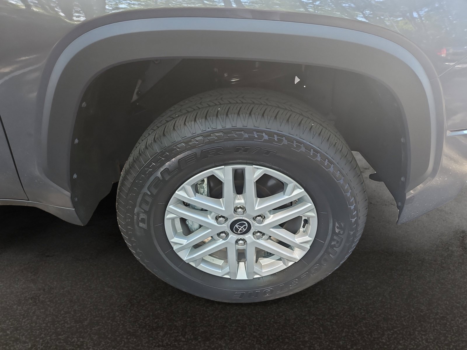 Used 2024 Toyota Tundra SR5 w/ SR5 Premium Package AWD/4WD image 42