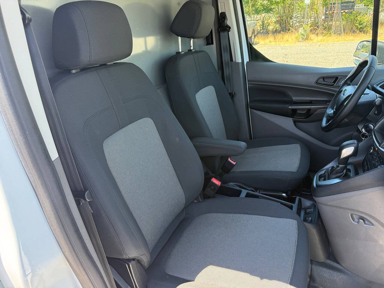 Used 2022 Ford Transit Connect XL FWD image 21