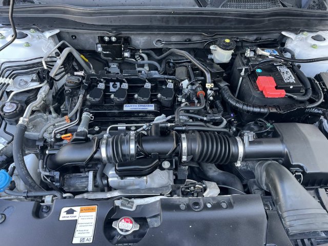 Used 2019 Honda Accord Sport image 10
