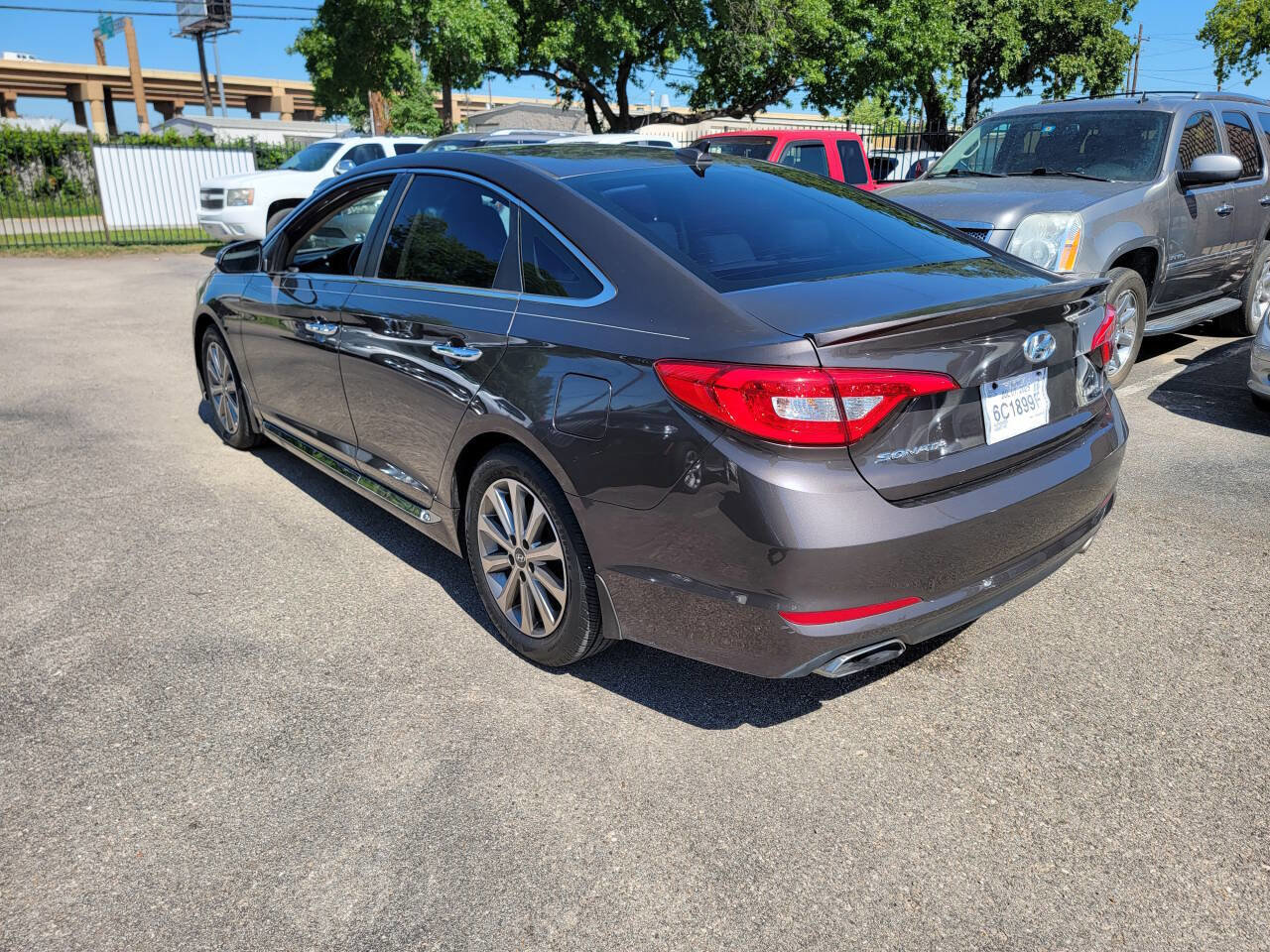 Used 2017 Hyundai Sonata Limited w/ Tech Package 03 image 7