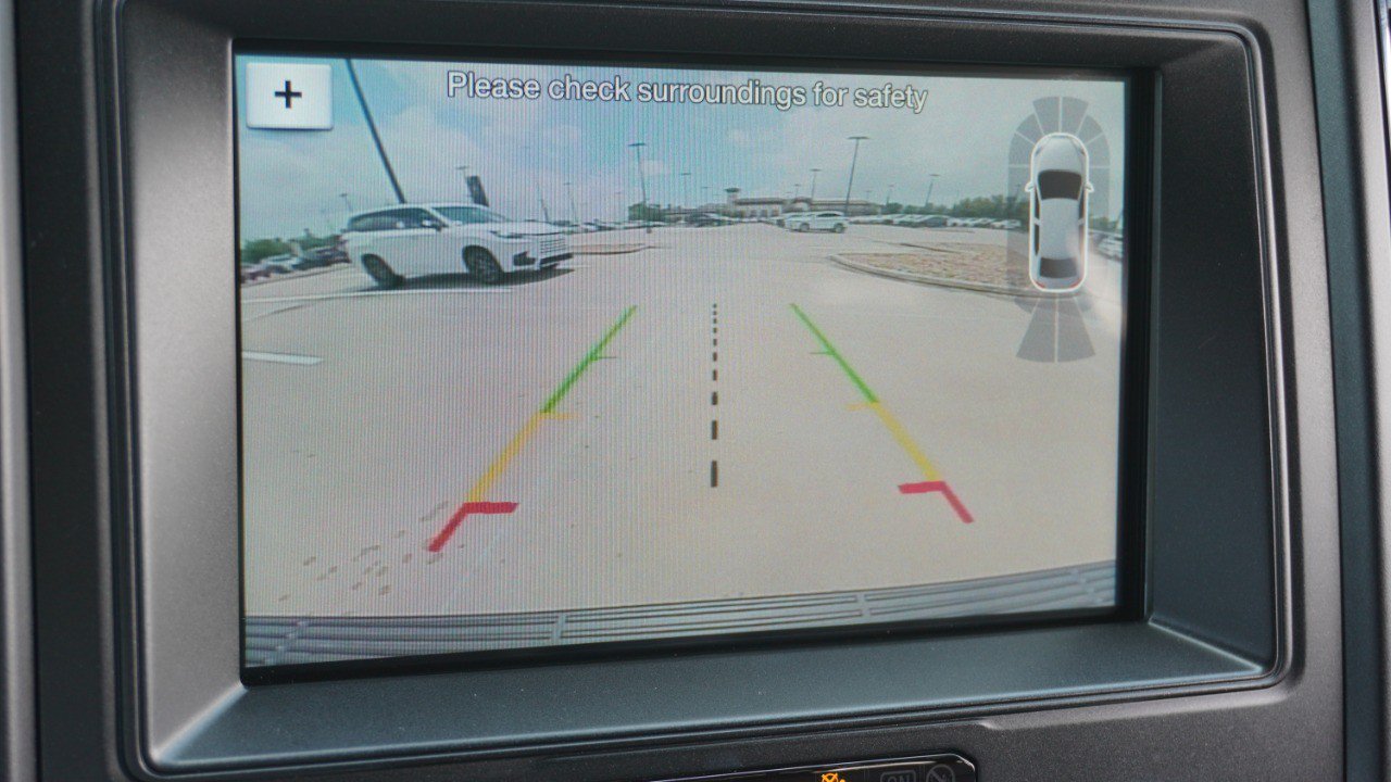 Used 2018 Ford Expedition Limited w/ Equipment Group 301A RWD image 19