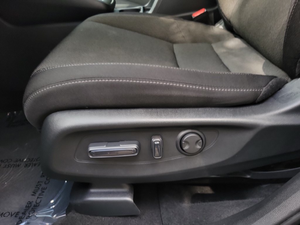 Used 2024 Honda CR-V EX image 11