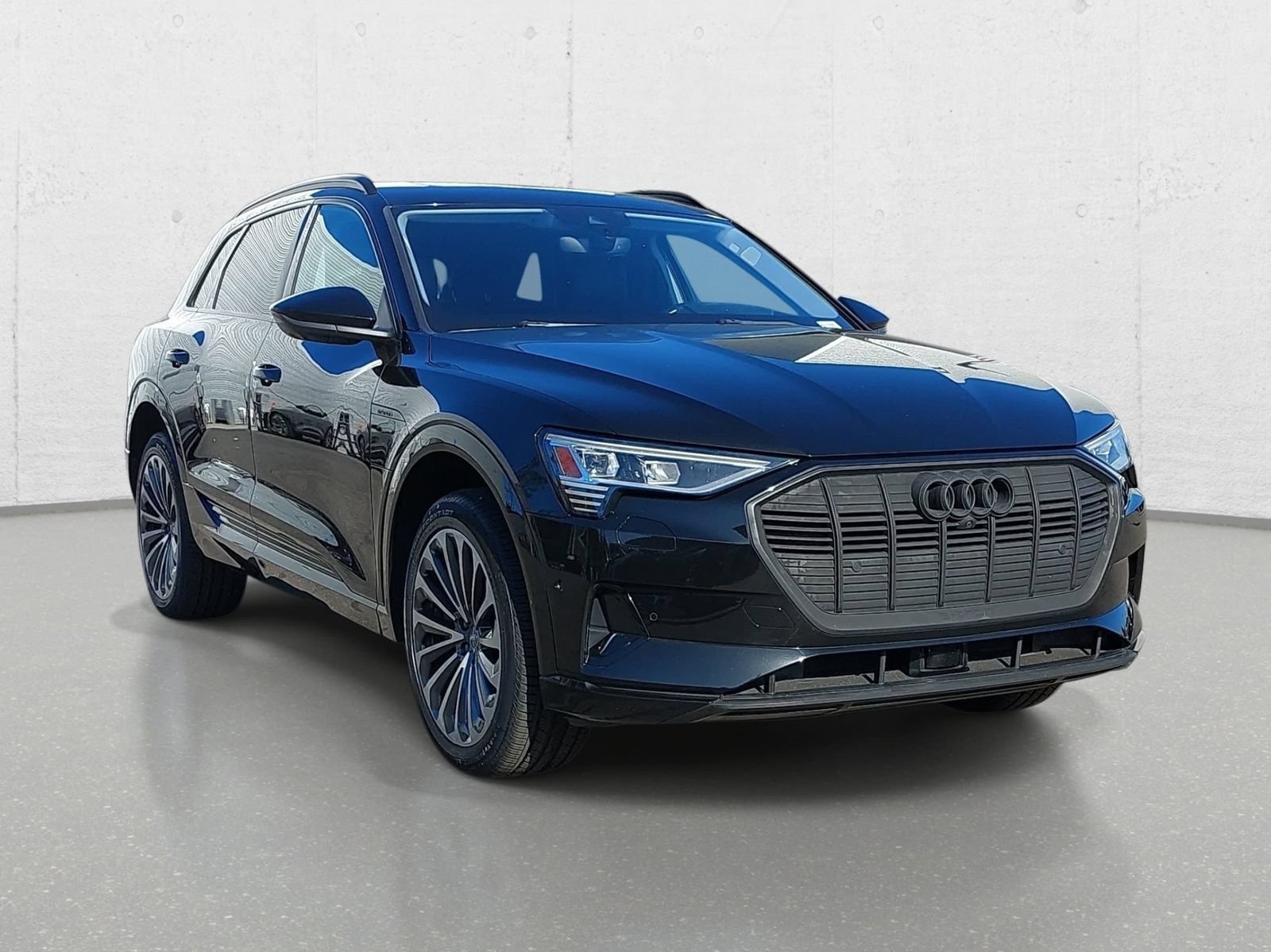 Used 2019 Audi e-tron Prestige AWD/4WD image 3