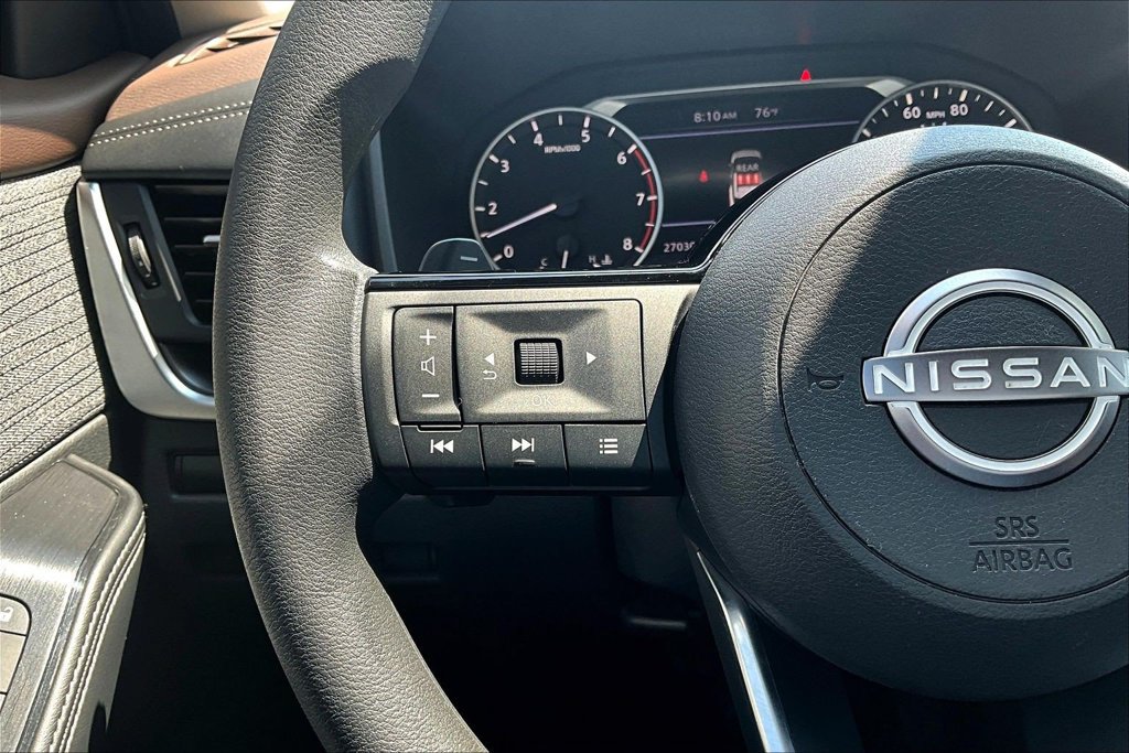 Certified 2023 Nissan Rogue SV AWD/4WD image 11