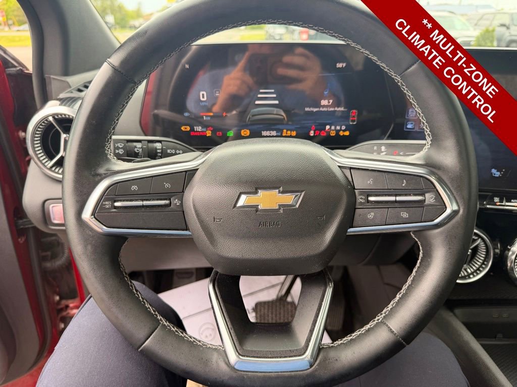 Used 2024 Chevrolet Blazer EV LT AWD/4WD image 22