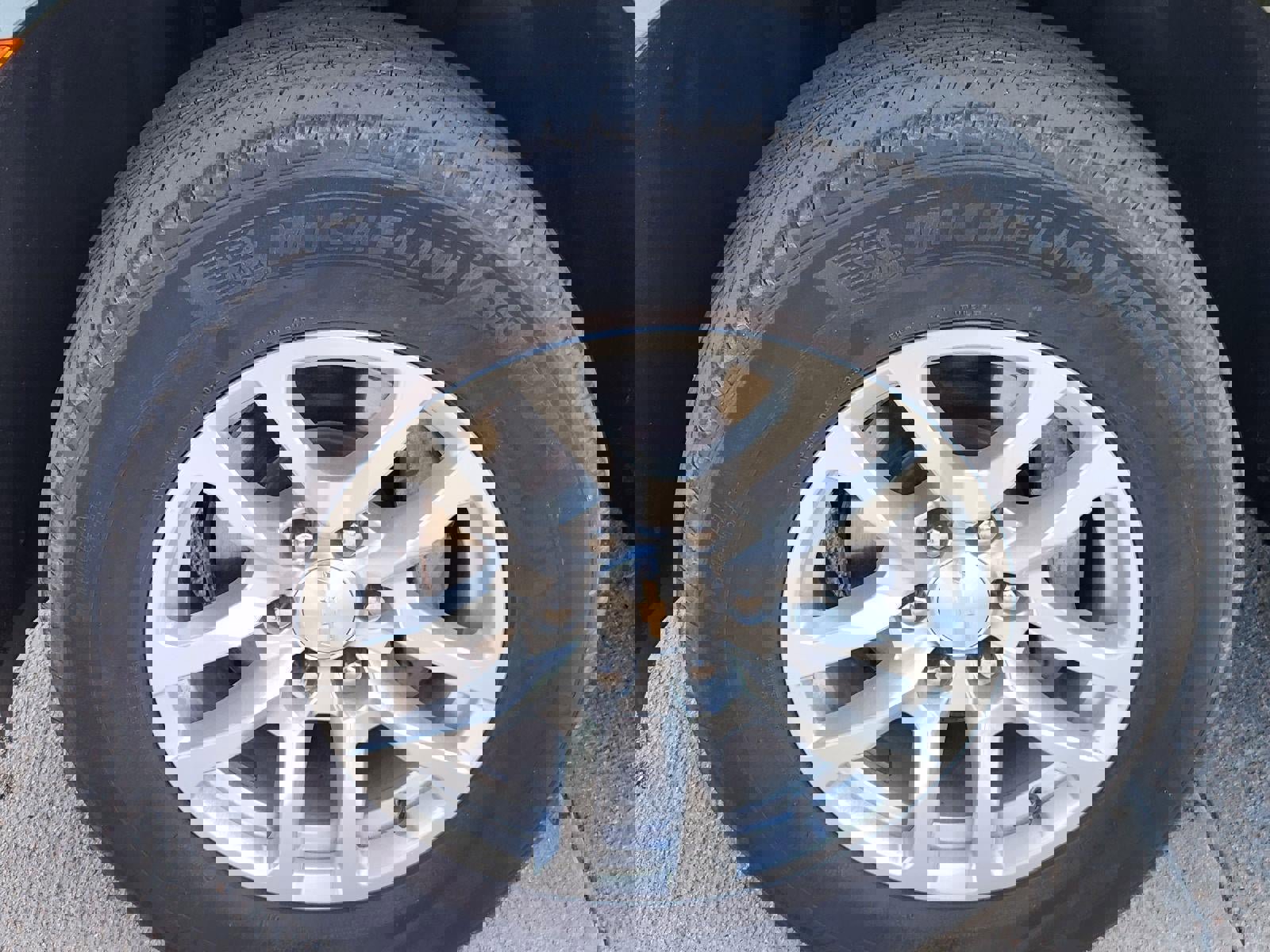 Used 2024 Chevrolet Tahoe LT image 30