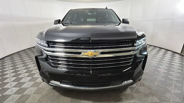 Used 2022 Chevrolet Suburban LT w/ Luxury Package AWD/4WD image 7