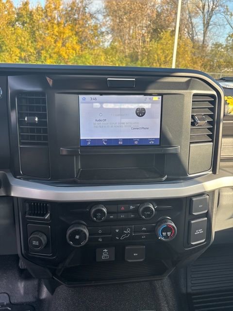 New 2025 Ford F450 XL w/ XL Chrome Package image 23