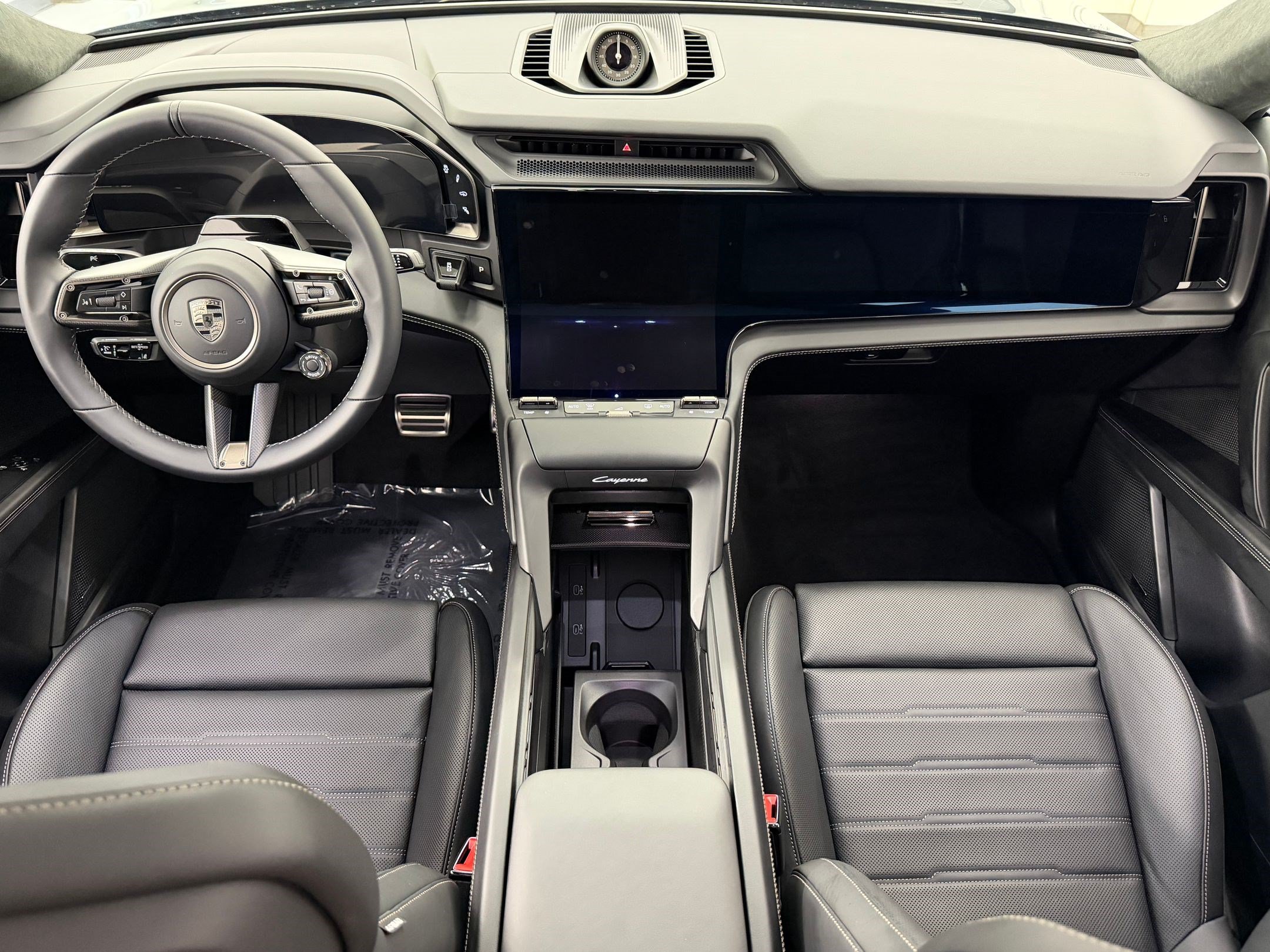 New 2026 Porsche Cayenne Turbo AWD/4WD image 16