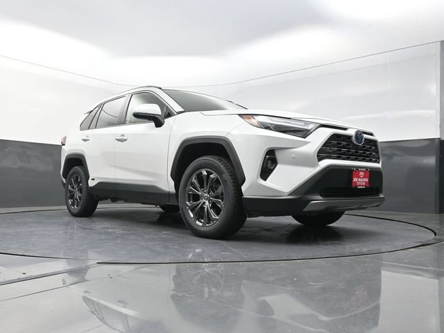 Certified 2024 Toyota RAV4 Limited w/ Advanced Technology Package AWD/4WD image 31