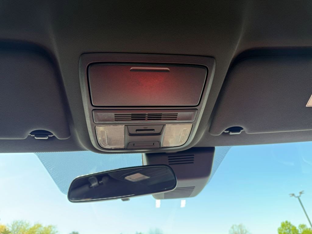 Used 2018 Honda Accord Sport image 21