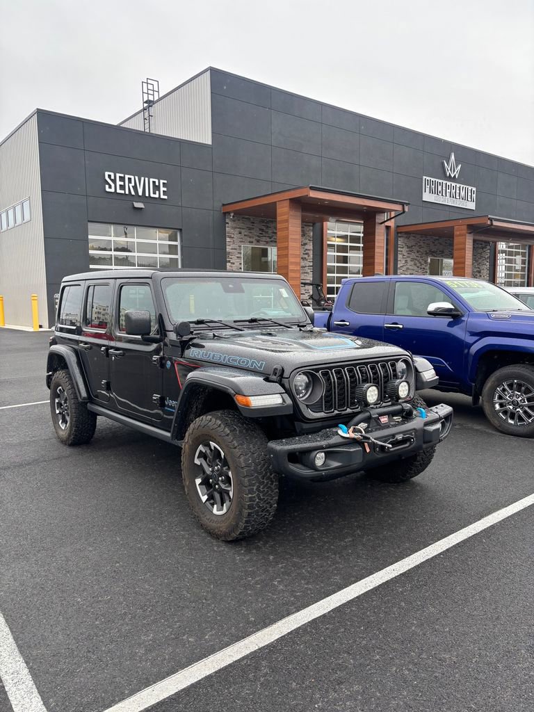 Used 2024 Jeep Wrangler Unlimited Rubicon 4xe image 8