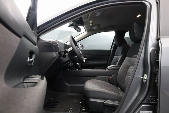 Certified 2025 Nissan Kicks SV image 11