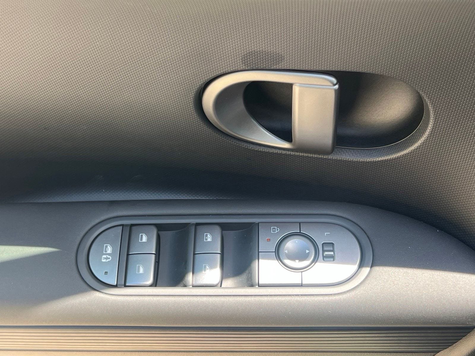 New 2027 Hyundai Ioniq 5 SEL RWD image 24