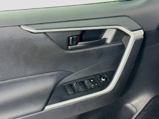 Certified 2023 Toyota RAV4 LE FWD image 19