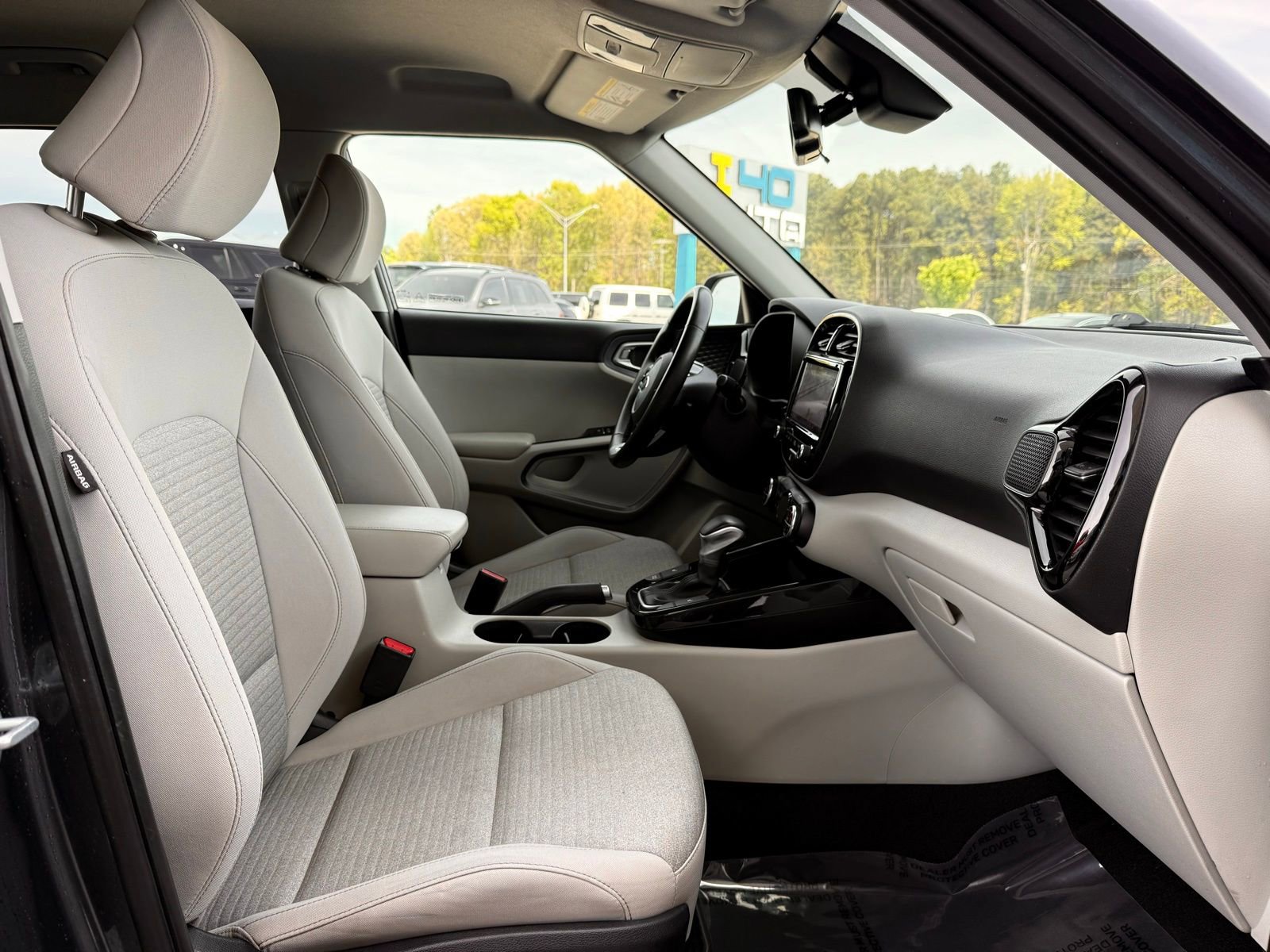 Used 2020 Kia Soul EX image 23