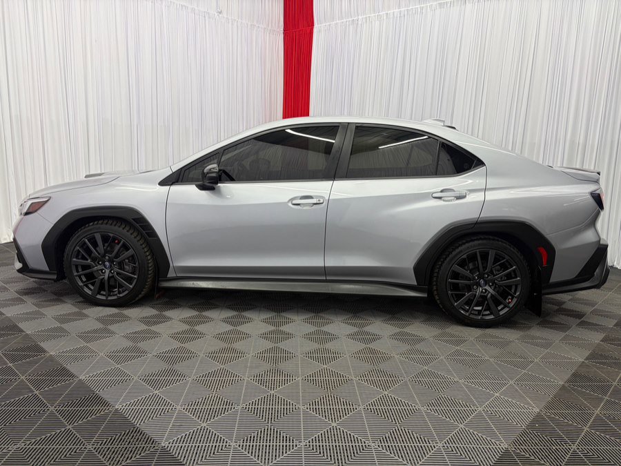 Used 2022 Subaru WRX Limited AWD/4WD image 2
