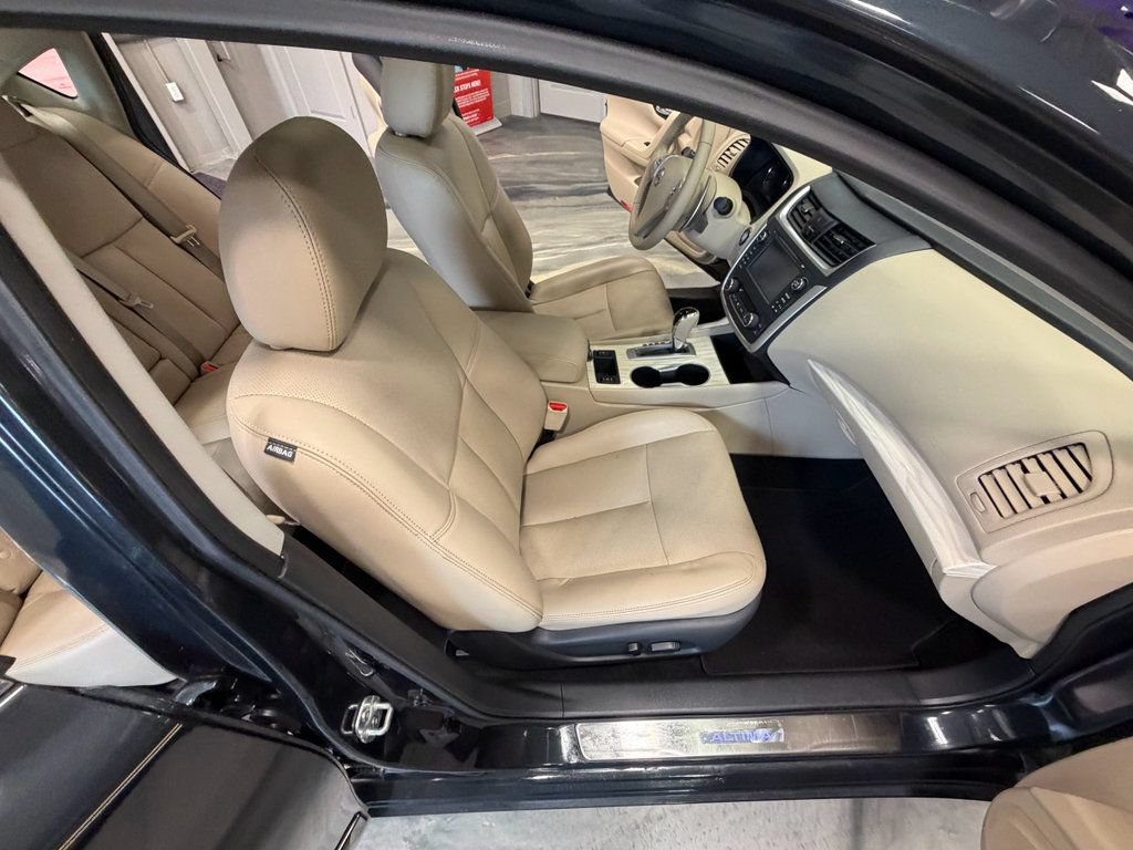Used 2017 Nissan Altima 3.5 SL w/ 3.5SL Technology Package FWD image 42