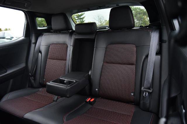 New 2025 Nissan Kicks SR image 25