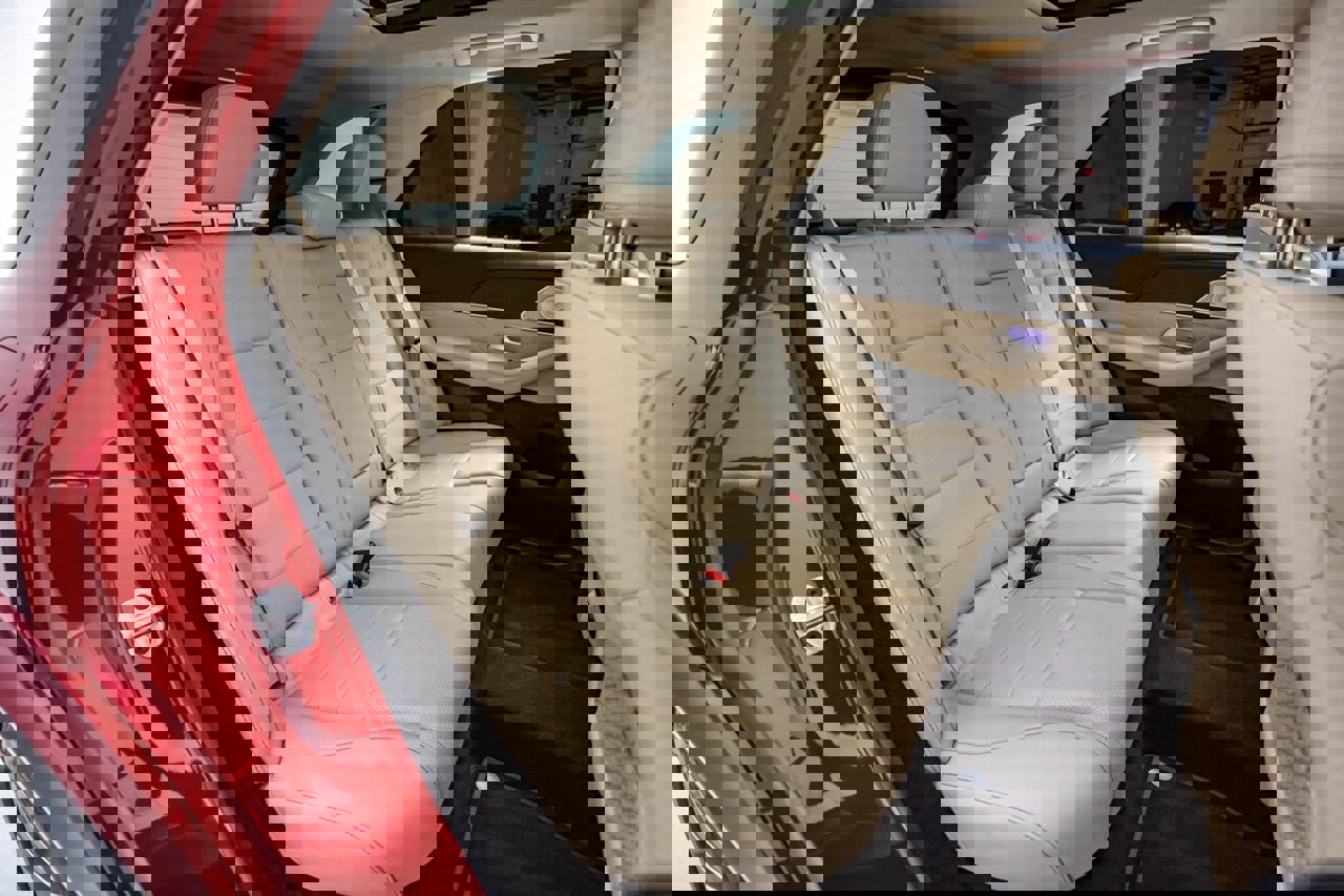 Used 2024 Mercedes-Benz GLE 350 4MATIC image 29