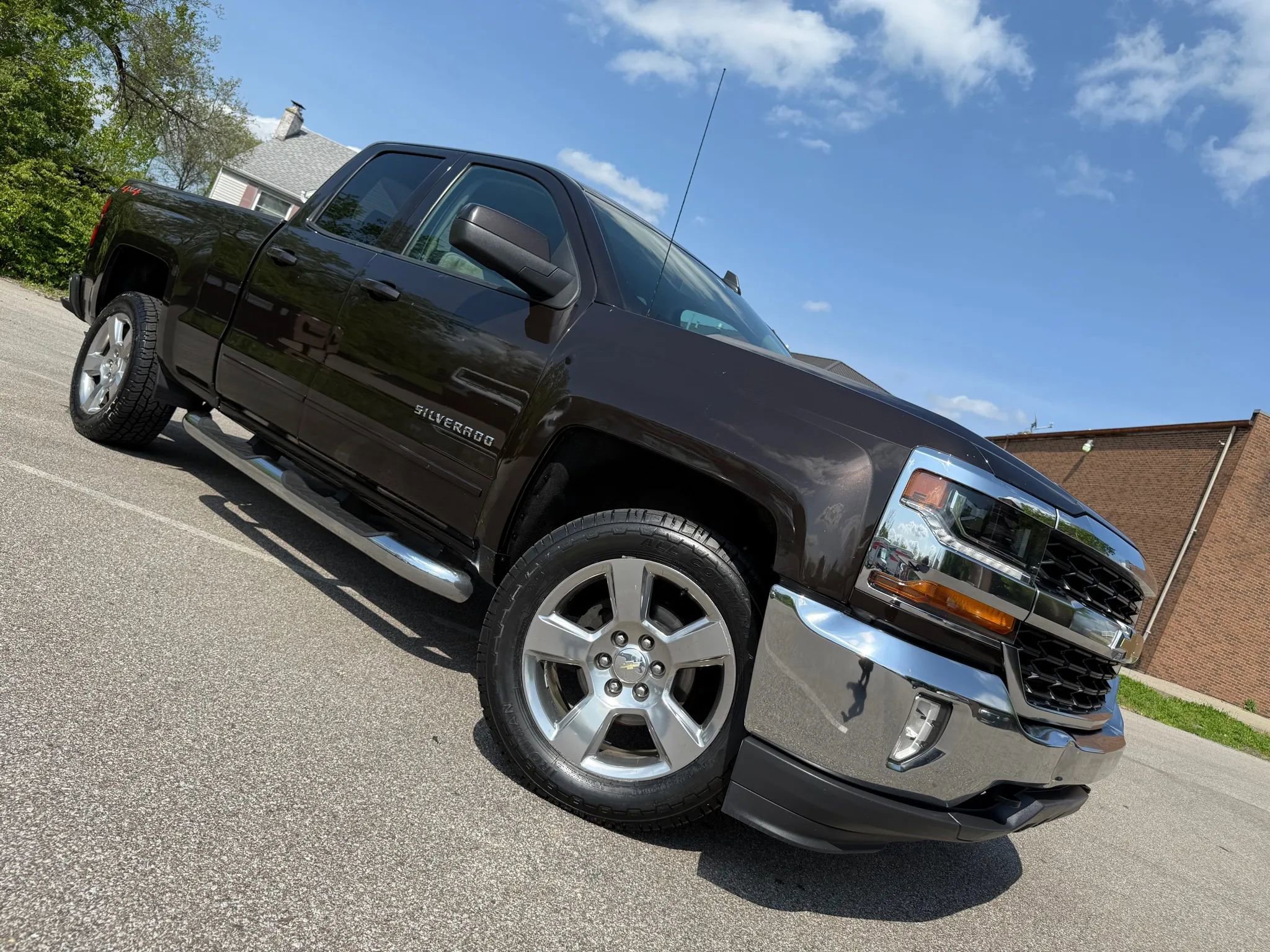 Used 2018 Chevrolet Silverado 1500 LT w/ All Star Edition image 51