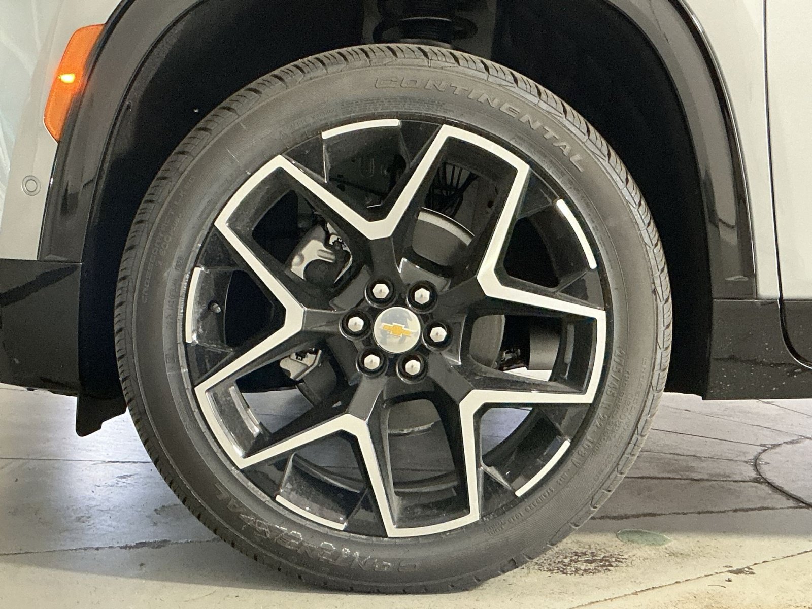New 2026 Chevrolet Traverse High Country FWD image 13