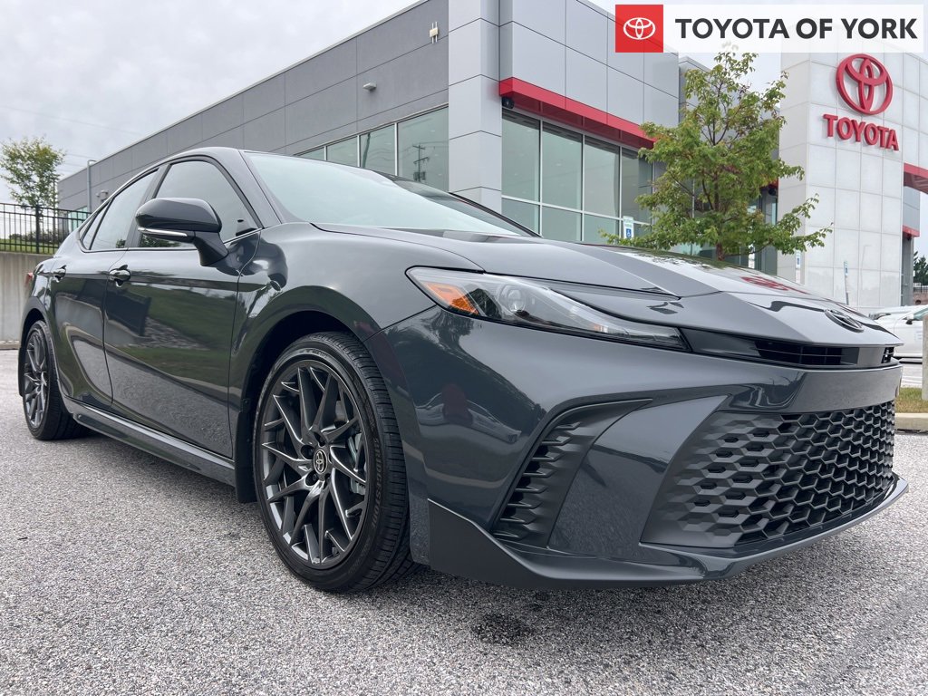Used 2025 Toyota Camry SE