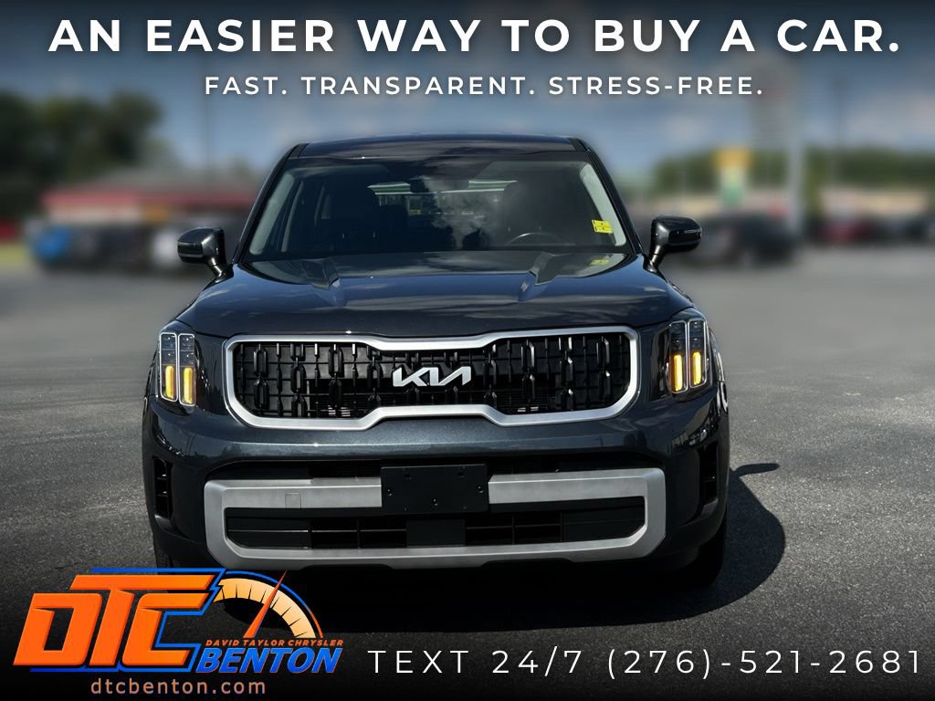 Used 2024 Kia Telluride LX AWD/4WD image 2