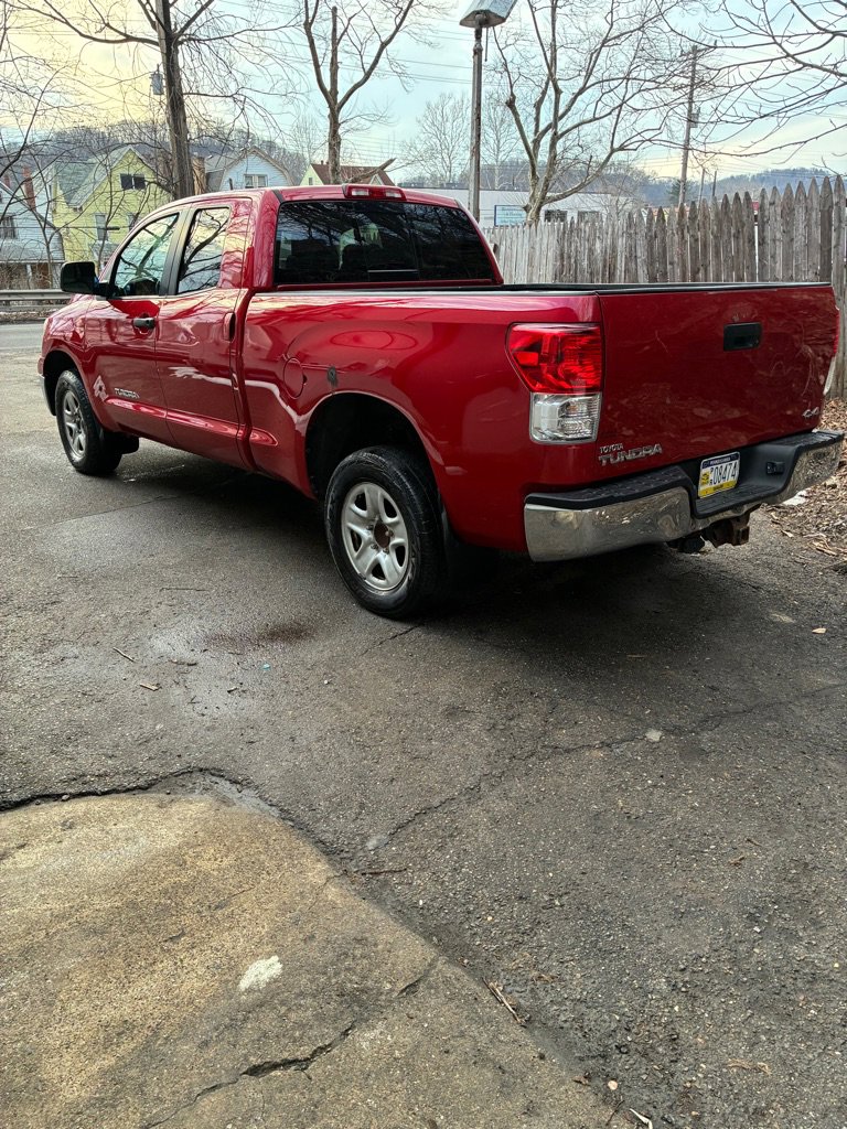 Used 2012 Toyota Tundra 4x4 Double Cab w/ Tow Pkg image 2