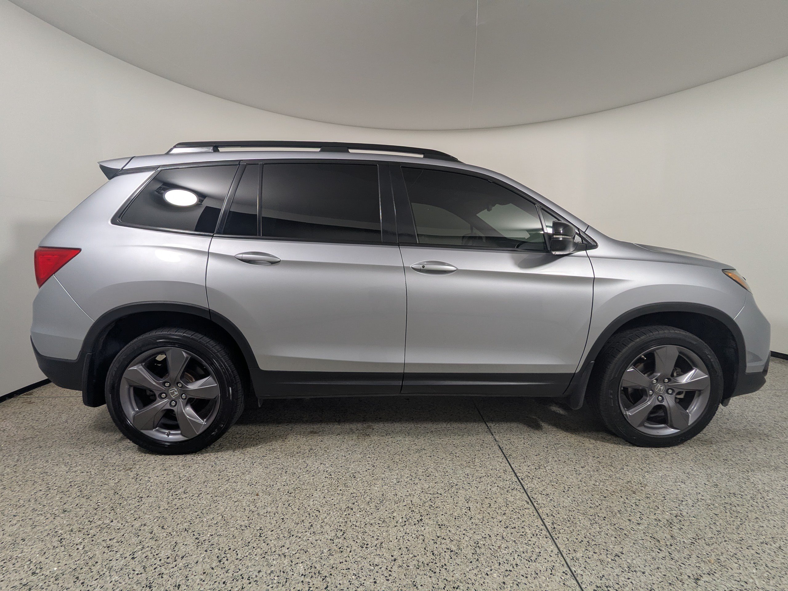 Used 2021 Honda Passport Touring image 8
