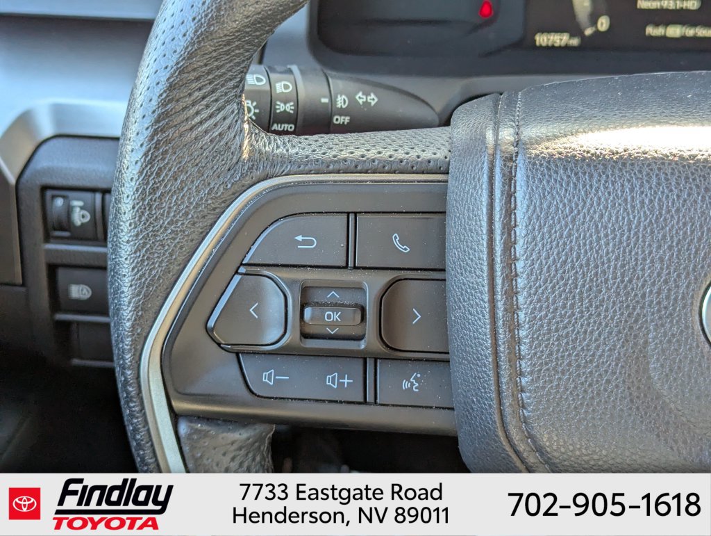 Certified 2025 Toyota Tacoma SR5 AWD/4WD image 22