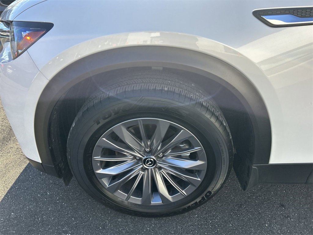 Certified 2025 MAZDA CX-90 3.3 Turbo w/ Select Package image 10