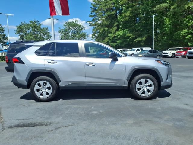 Used 2023 Toyota RAV4 LE FWD image 3