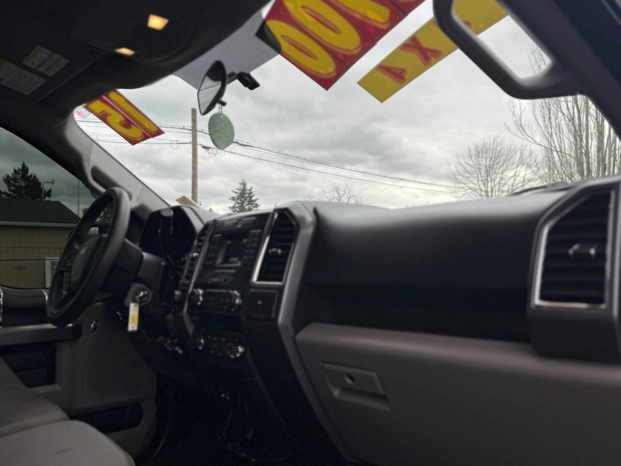 Used 2015 Ford F150 XLT AWD/4WD image 6