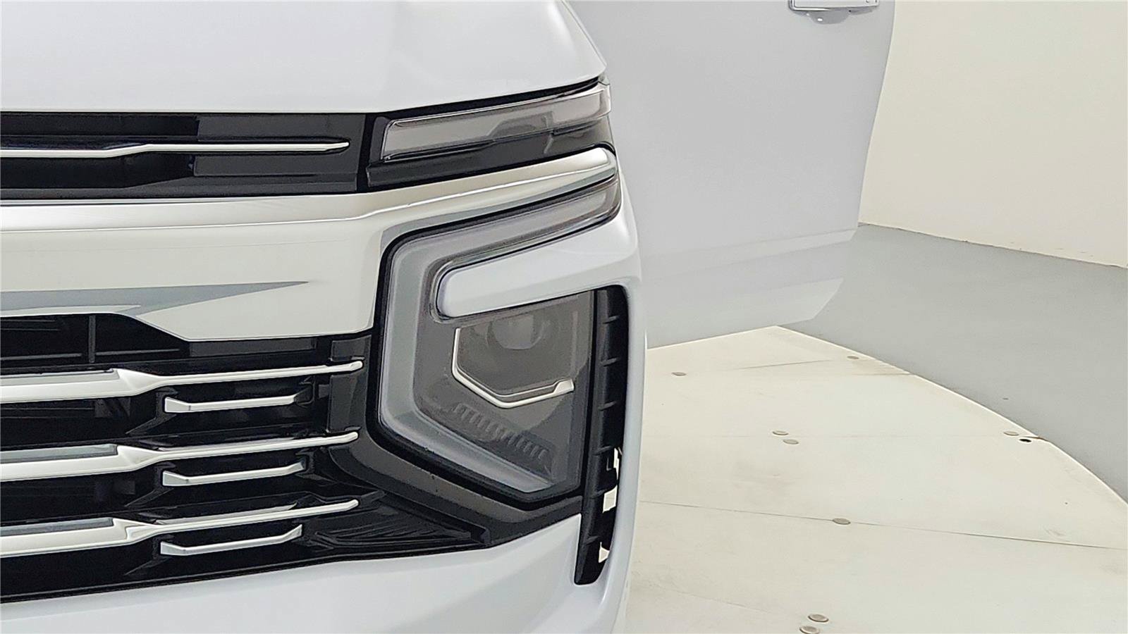 New 2026 Chevrolet Suburban Premier AWD/4WD image 44