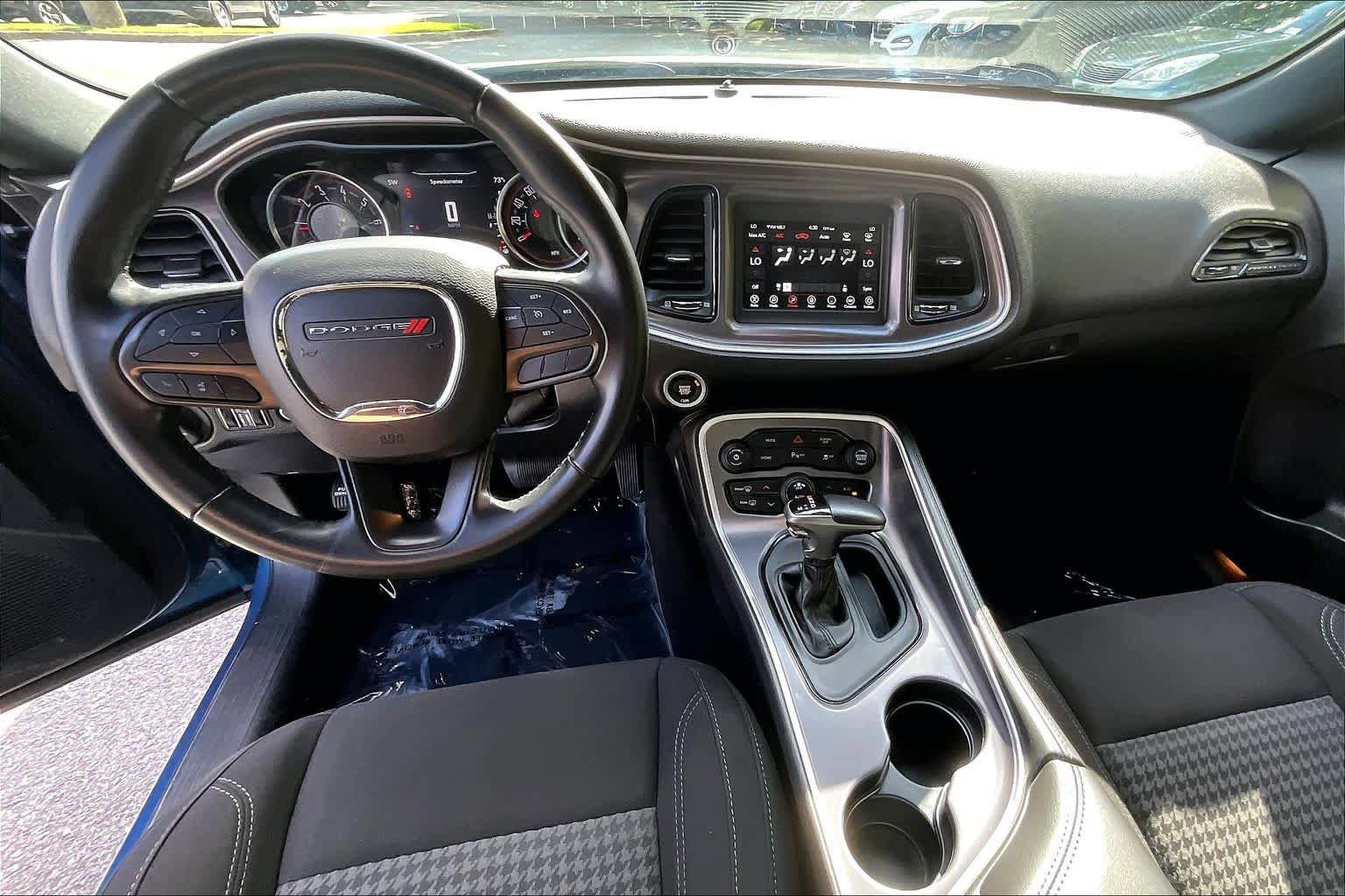 Used 2020 Dodge Challenger SXT w/ Driver Convenience Group RWD image 14