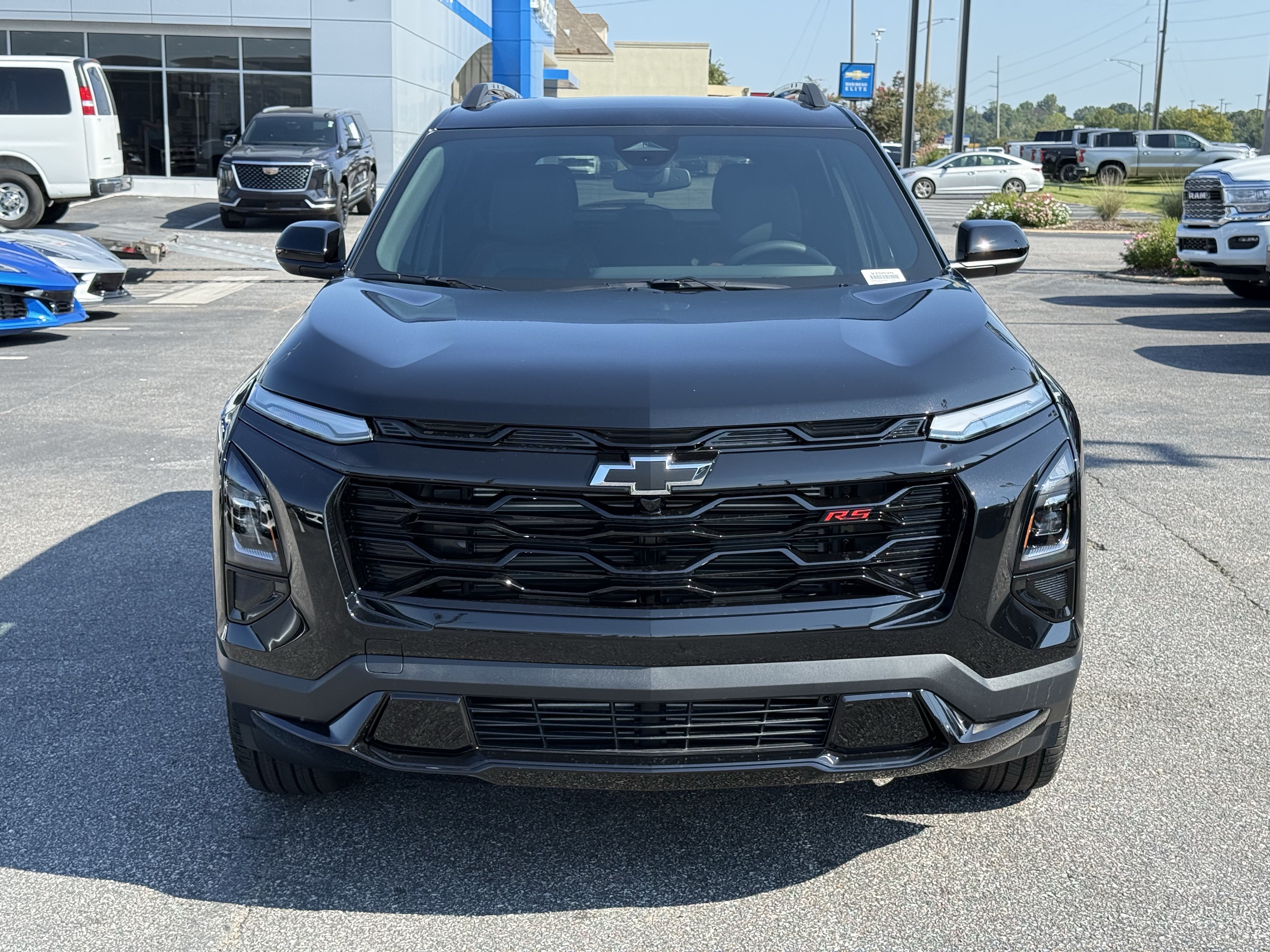New 2027 Chevrolet Equinox RS FWD image 3