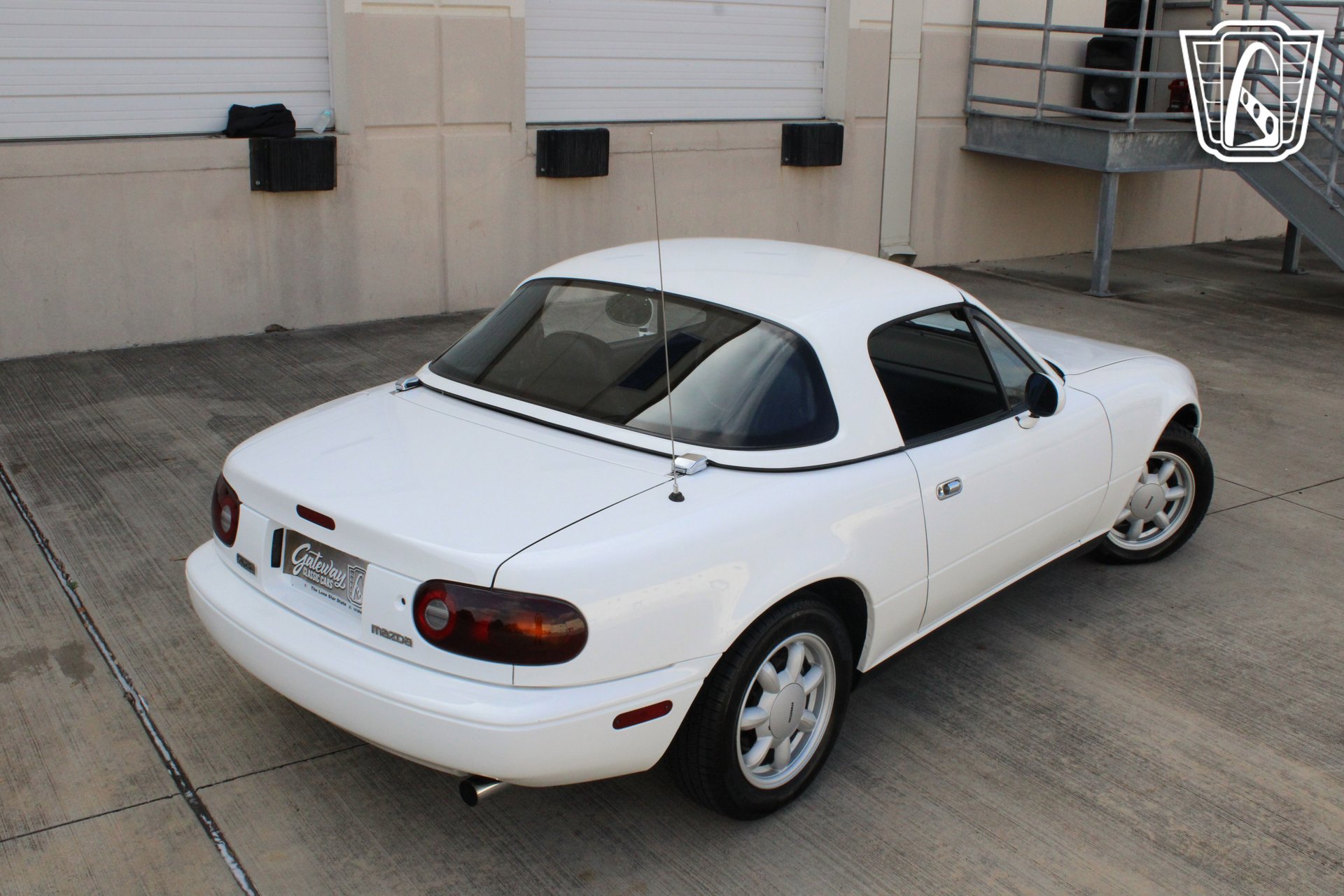 Used 1990 MAZDA MX-5 Miata image 32
