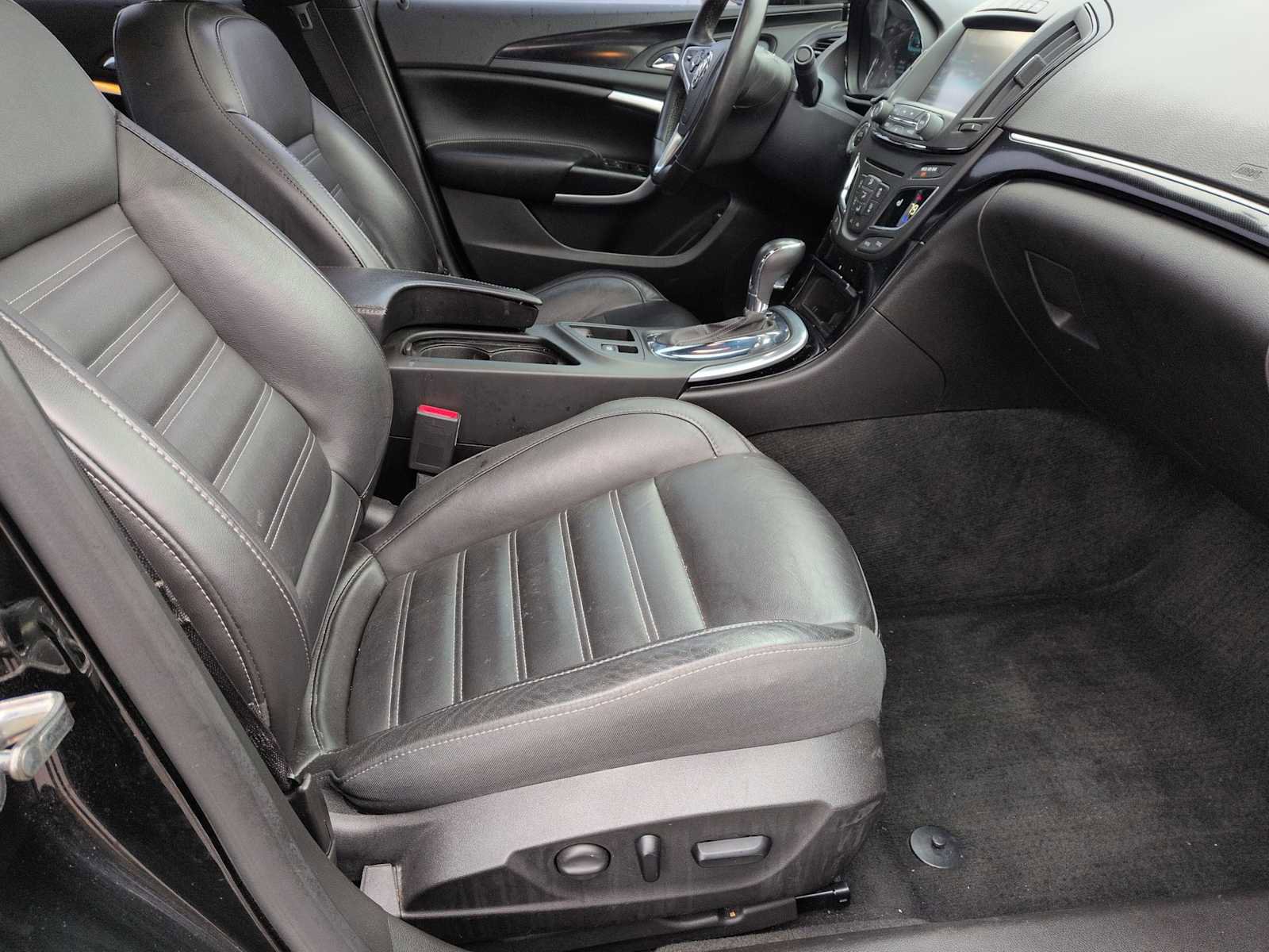 Used 2017 Buick Regal GS w/ Driver Confidence Package #2 image 23