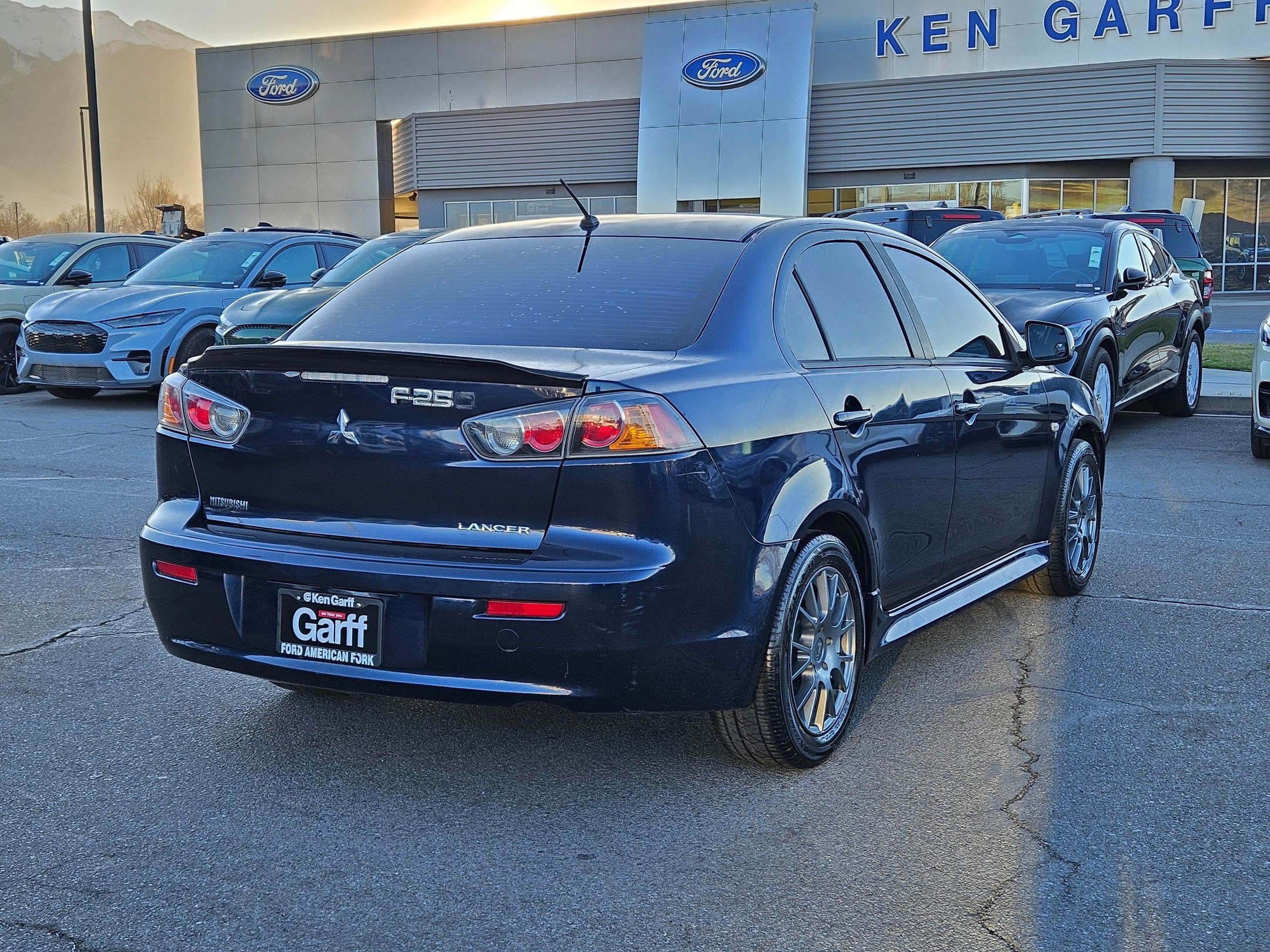 Used 2014 Mitsubishi Lancer ES image 3