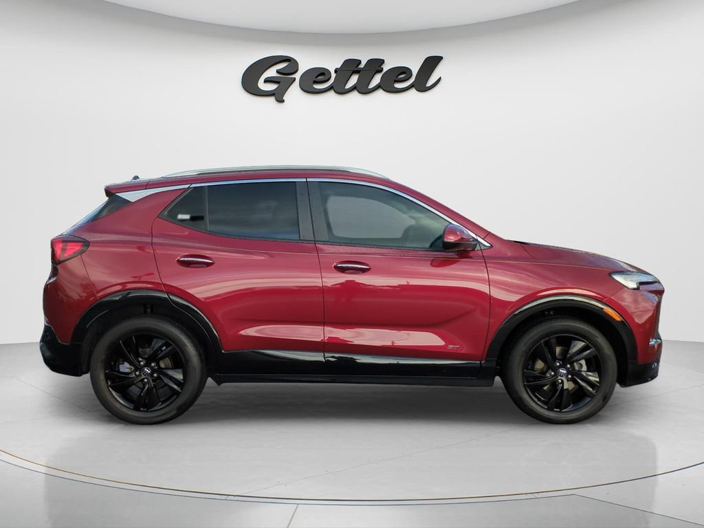 Used 2025 Buick Encore GX Sport Touring FWD image 4