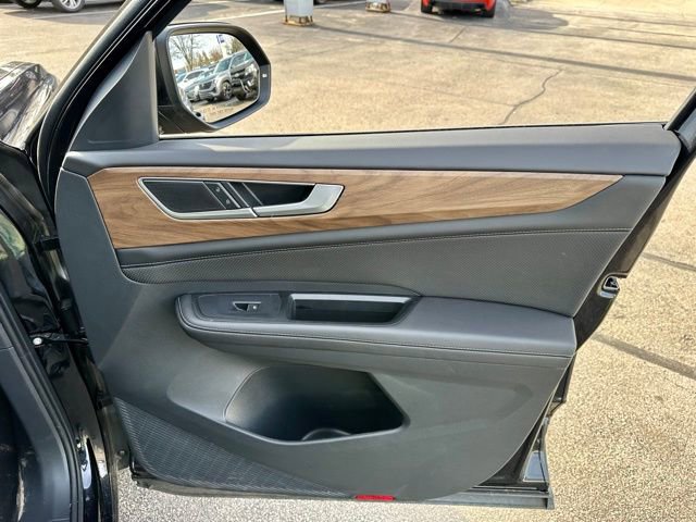 Used 2024 Volkswagen Atlas SE image 22