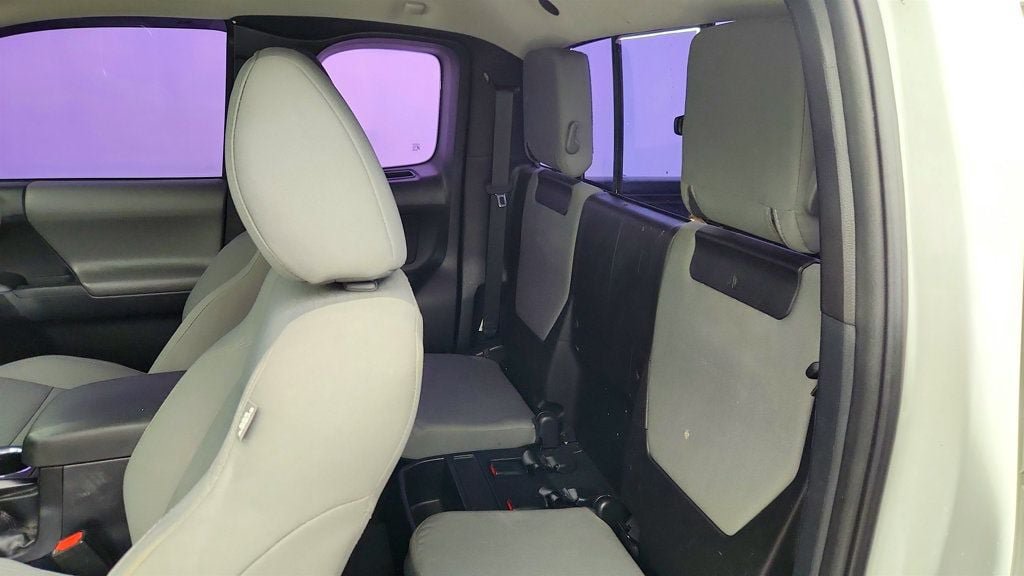 Used 2018 Toyota Tacoma SR RWD image 20