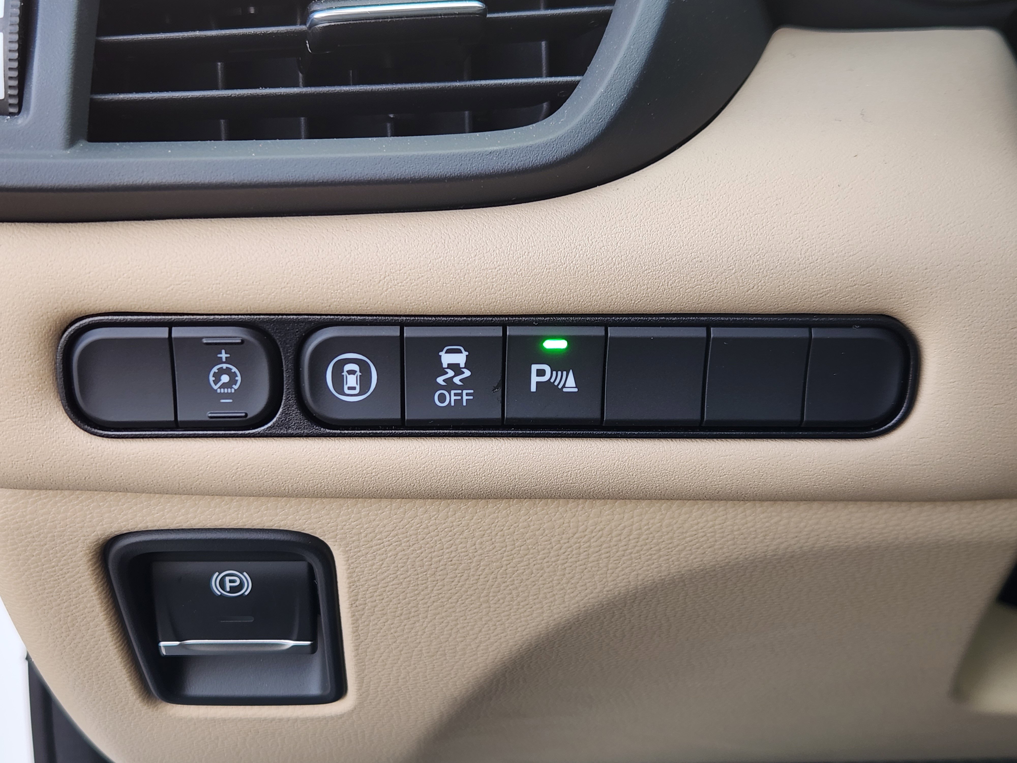 Certified 2025 Acura TLX w/ Technology Package image 26